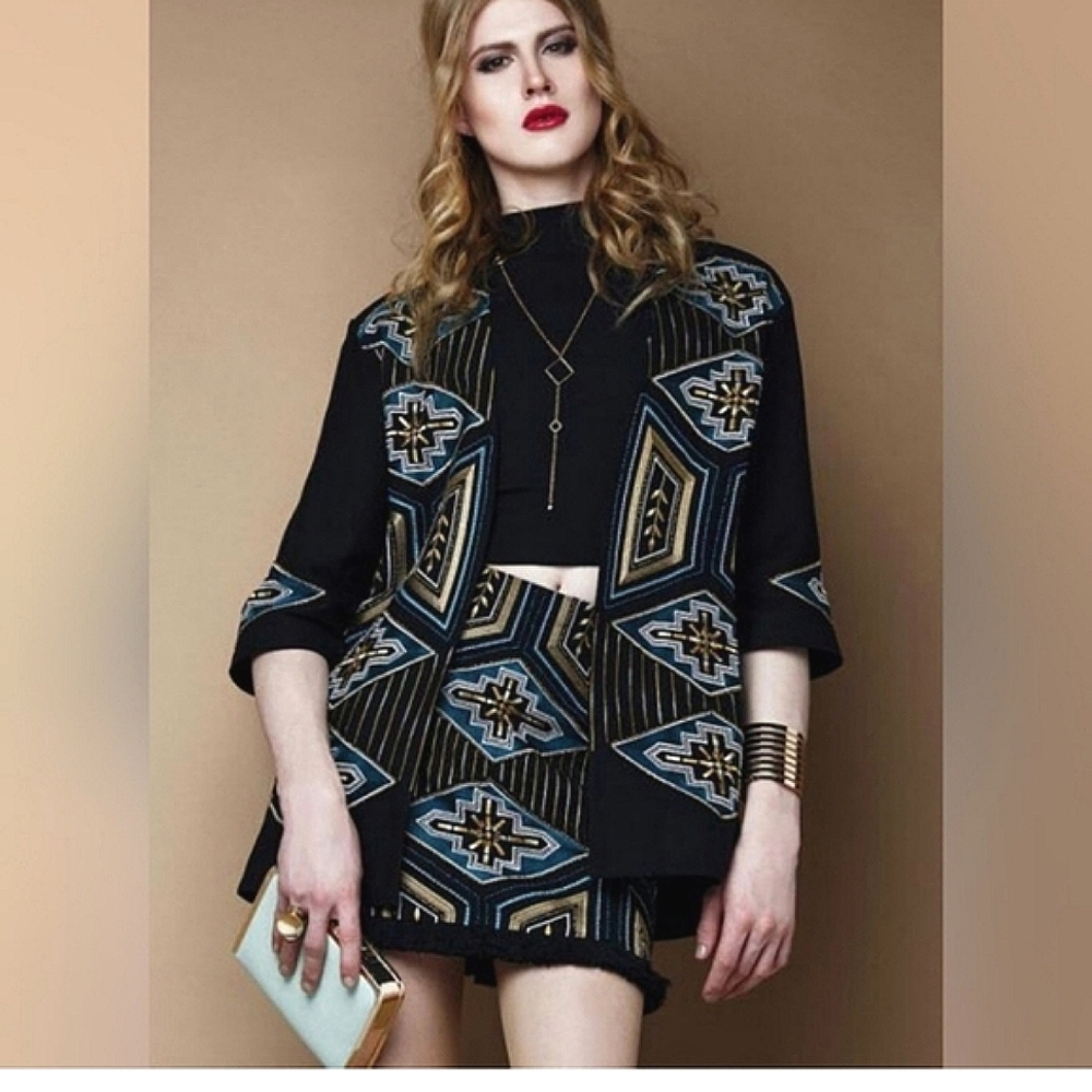 🌸3/$30🌸 H&M Embroidered beaded Print Aztec/western Cardigan/Jacket. Size 4 NWT